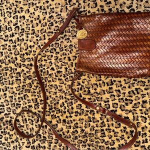 BRAHMIN Elegant Brown Woven Leather Crossbody Bag